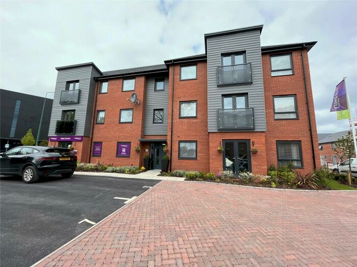 2 Bedroom Apartment To Rent In Aston Avenue, Shirley, Solihull, West Midlands, B90