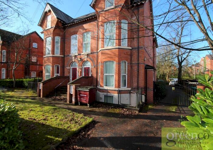 3 Bedroom Maisonette To Rent In Polygon Road, Crumpsall, Manchester M8