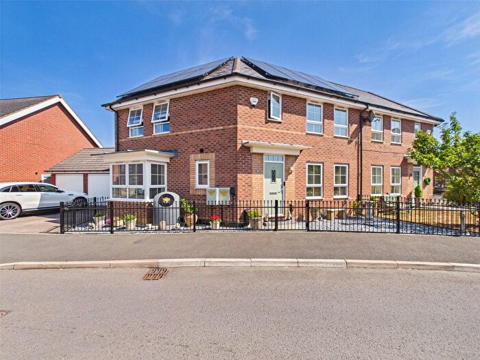 3 Bedroom Semi Detached House For Sale In Brize Avenue Kingsway, Quedgeley, Gloucester, Gloucestershire, GL2