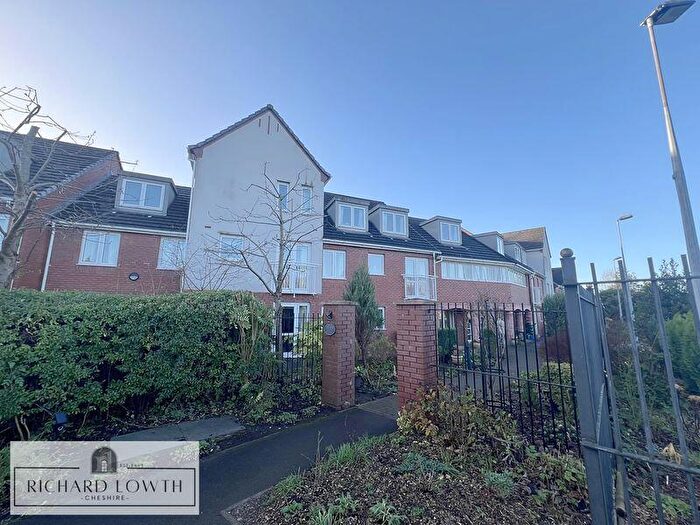 1 Bedroom Flat For Sale In Holland Court, Poynton, SK12