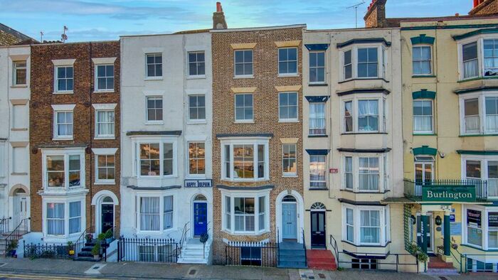 2 Bedroom Flat To Rent In Beunos Ayres, Margate, CT9