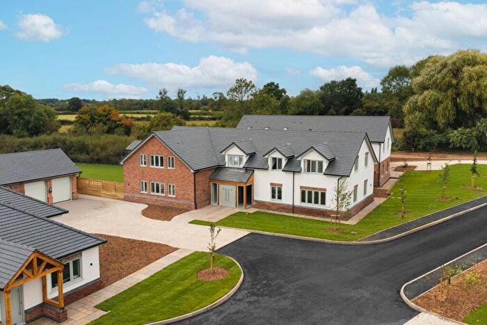 5 Bedroom Detached House For Sale In Maines Close, Burbage, LE10