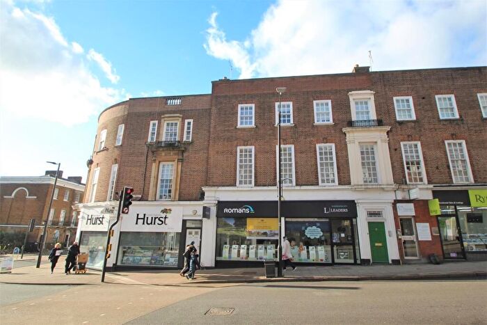 2 Bedroom Flat To Rent In Crendon Street, High Wycombe, HP13