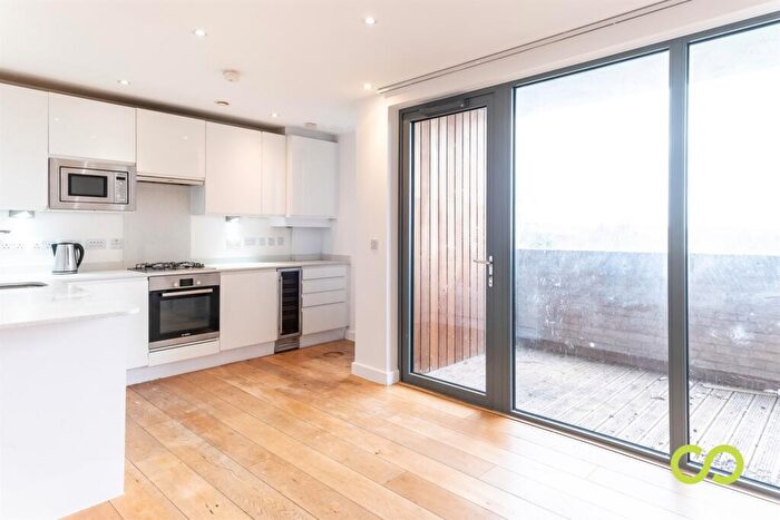 2 Bedroom Flat To Rent In Altus House, Bromley Road, SE6