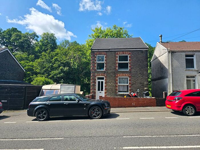 3 Bedroom Detached House For Sale In James Street, Pontardawe, Swansea, SA8