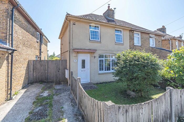 2 Bedroom Semi-Detached House For Sale In Milner Crescent, Aylesham, Canterbury, Kent, CT3