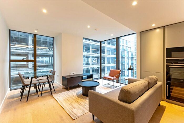 1 Bedroom Flat To Rent In Marsh Wall, Canary Wharf, London, E14