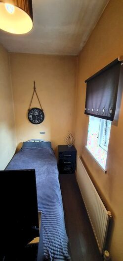 2 Bedroom Terraced House To Rent In Frank Street, Bradford, BD7