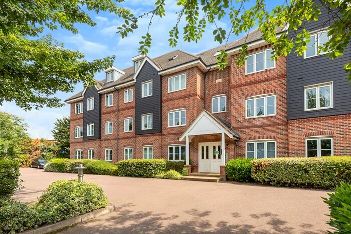 1 Bedroom Flat To Rent In Cadwell Lane, Hitchin, Hertfordshire, SG4