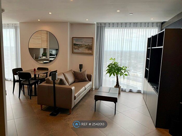 1 Bedroom Flat To Rent In Chronicle Tower, London, EC1V