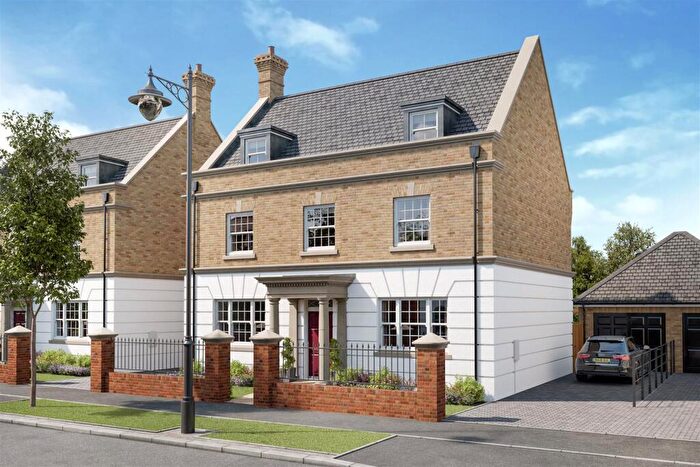 5 Bedroom Detached House For Sale In Julians Road, Wimborne Minster, BH21