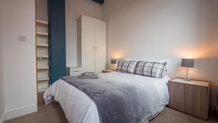 2 Bedroom Apartment To Rent In Dale Street, Piccadilly Lofts, M1