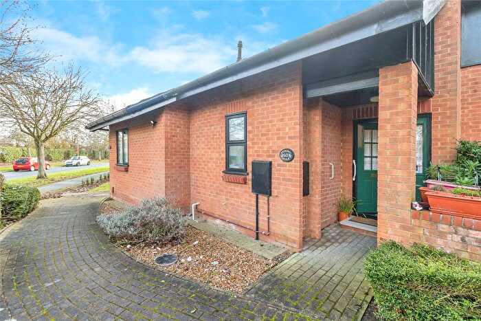 2 Bedroom Bungalow For Sale In Broadway Avenue, Giffard Park, Milton Keynes, Buckinghamshire, MK14