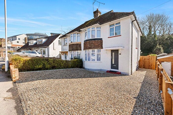 3 Bedroom Semi-Detached House To Rent In Dallaway Gardens, East Grinstead, RH19