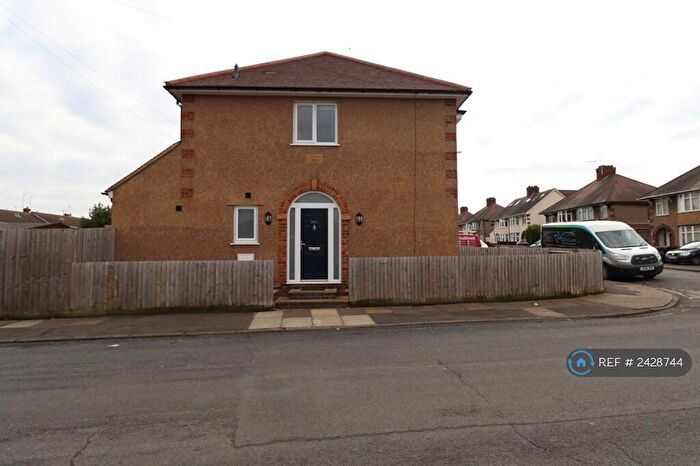 2 Bedroom End Of Terrace House To Rent In Fullingdale Road, Northampton, NN3