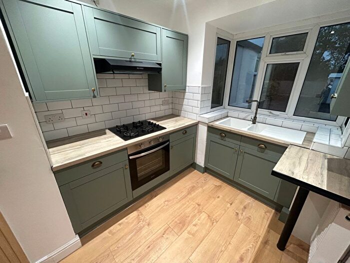 3 Bedroom Property To Rent In Fairview Road, Wednesfield, Wolverhampton, WV11