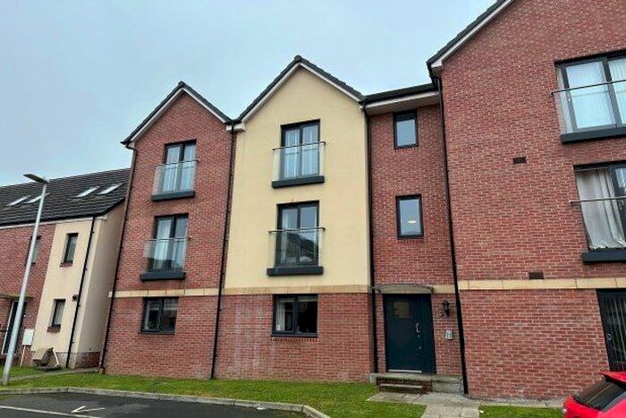 2 Bedroom Flat To Rent In Golwg Y Garreg Wen, Swansea, SA1