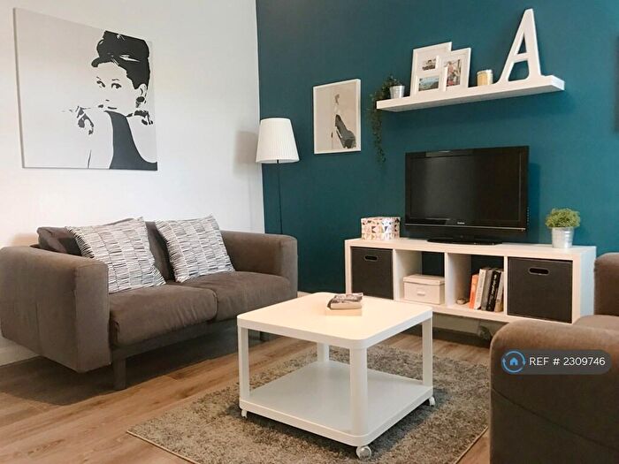 4 Bedroom Terraced House To Rent In Queensland Avenue, Coventry, CV5