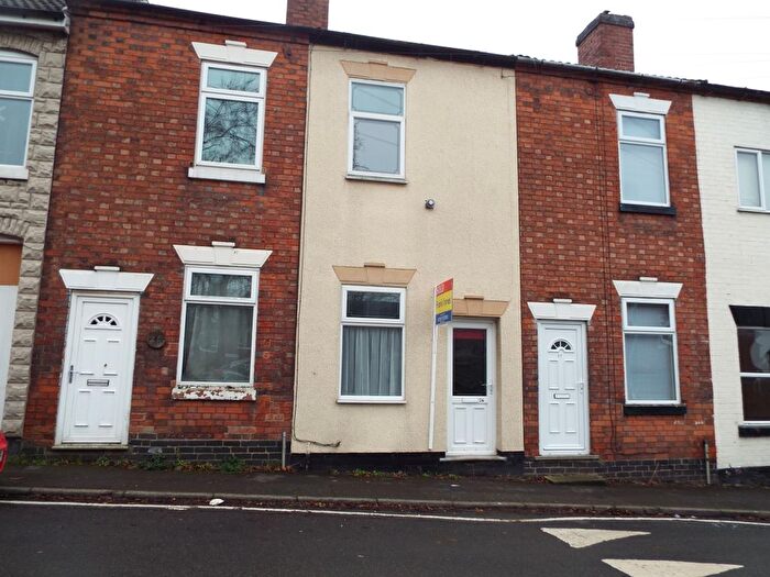 2 Bedroom Property To Rent In Long Street, Burton-On-Trent, DE15
