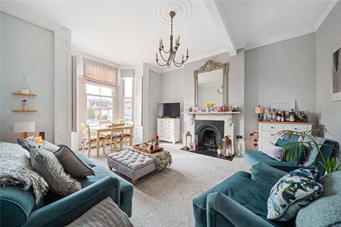 1 Bedroom Apartment For Sale In Bromley Grove, Bromley, BR2