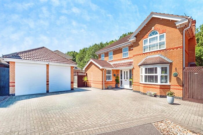 4 Bedroom Detached House For Sale In John Clare Close, Brackley, NN13