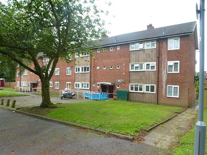 3 Bedroom Flat To Rent In Ellerside Grove, Birmingham, B31