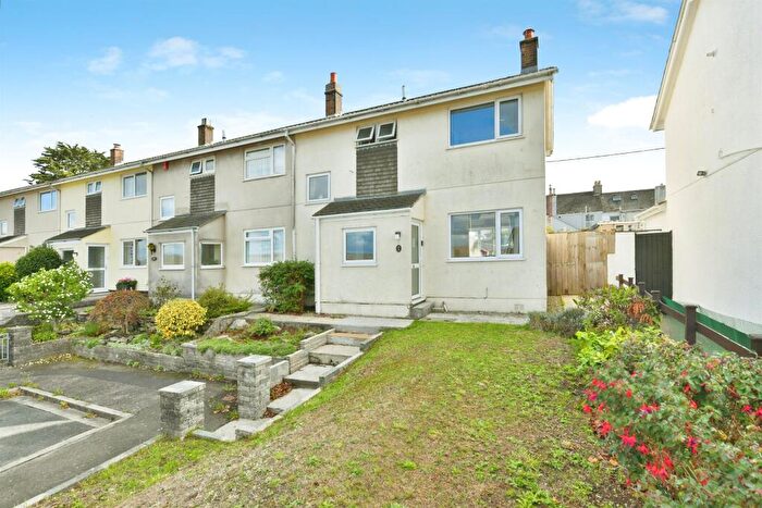 3 Bedroom End Of Terrace House For Sale In Longmeadow Road, Saltash, PL12