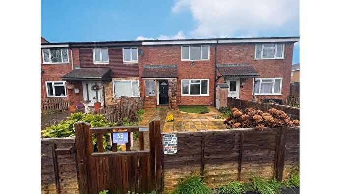 2 Bedroom Property For Sale In Overmead, Abingdon, Oxfordshire, OX14