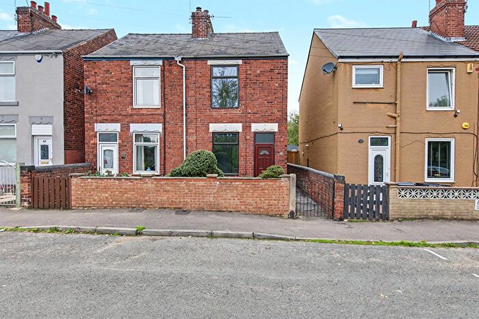 2 Bedroom Semi-Detached House For Sale In Rothervale Road, Birdholme, Chesterfield, S40