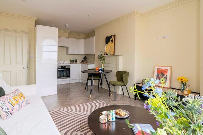 2 Bedroom Apartment To Rent In Denmark Terrace, Brighton, BN1