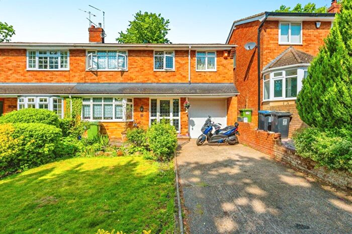 4 Bedroom Semi-Detached House For Sale In Neptune Drive, Hemel Hempstead, HP2