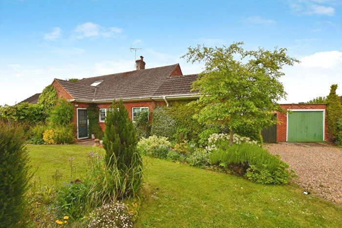 4 Bedroom Detached House For Sale In Besomer Drove, Lover ***Video Tour***, SP5