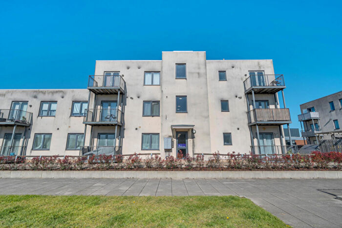 2 Bedroom Apartment For Sale In Welling High Street, Welling, DA16