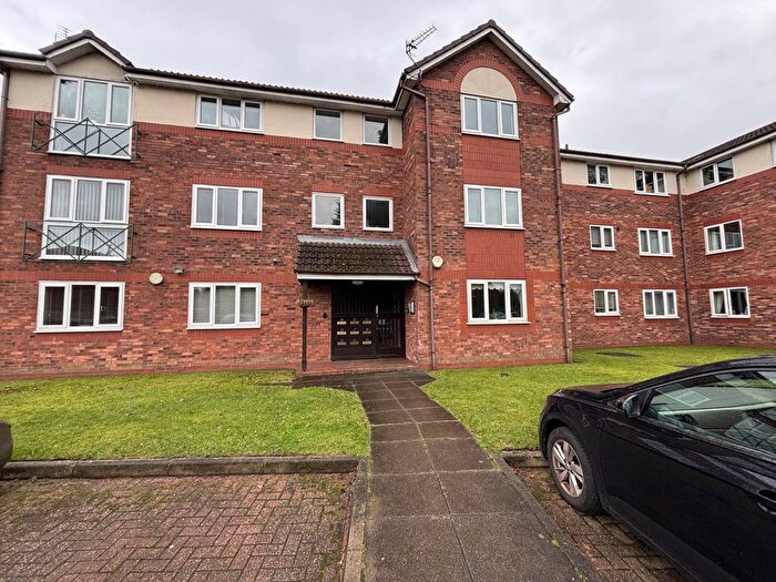 1 Bedroom Flat To Rent In Oak Bank, Bury New Road, Manchester, M25
