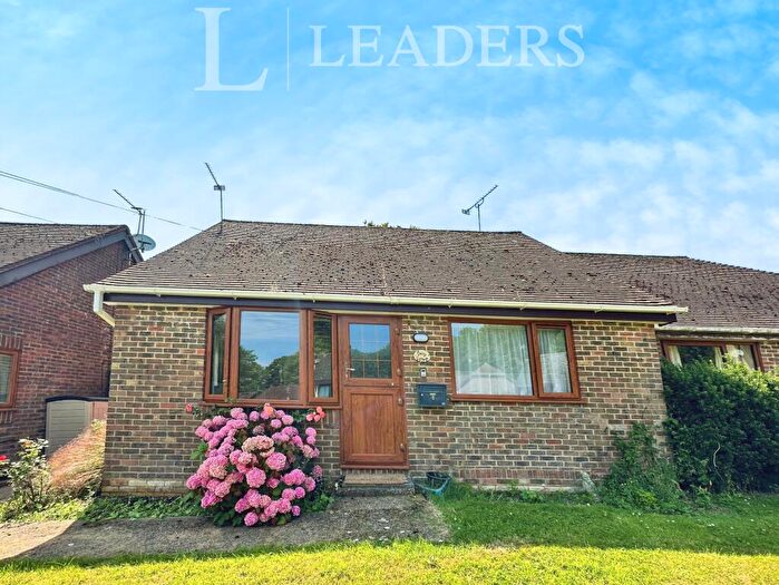 2 Bedroom Cottage To Rent In Glyndley Manor Cottages, BN24