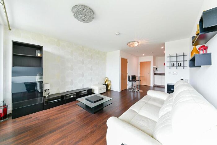 2 Bedroom Apartment For Sale In Parkside Court, London, E16