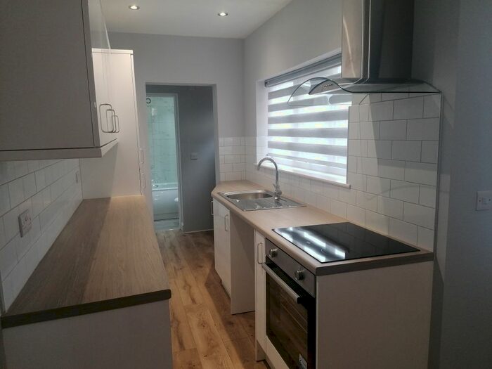 3 Bedroom Semi-Detached House To Rent In King Street, Worksop, Notts, S80