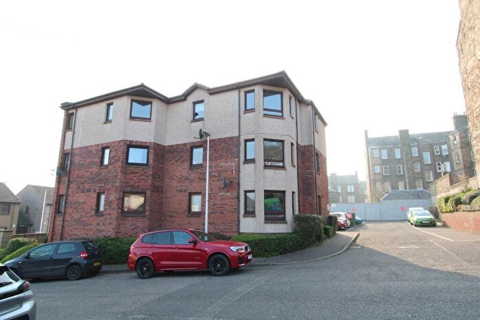 2 Bedroom Flat To Rent In Thornbank Street, Dundee, DD4