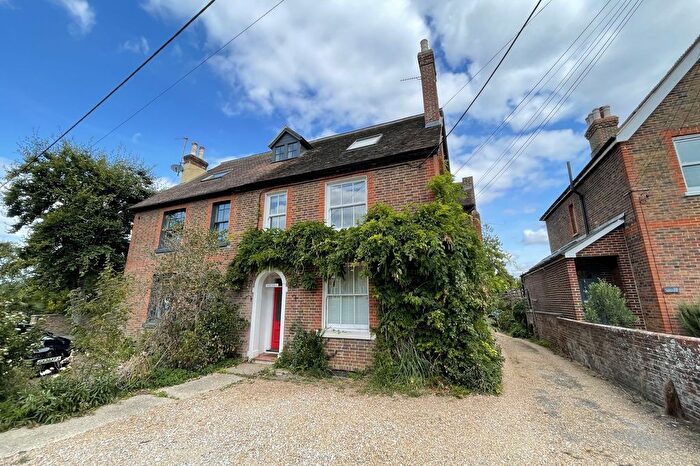 1 Bedroom Flat For Sale In West Street, Billingshurst, RH14