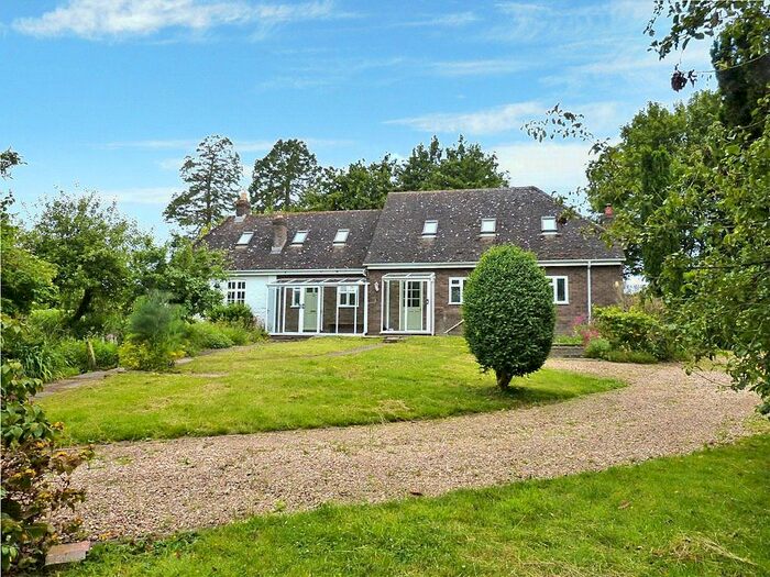 4 Bedroom Bungalow To Rent In Bugley, Gillingham, Dorset SP8