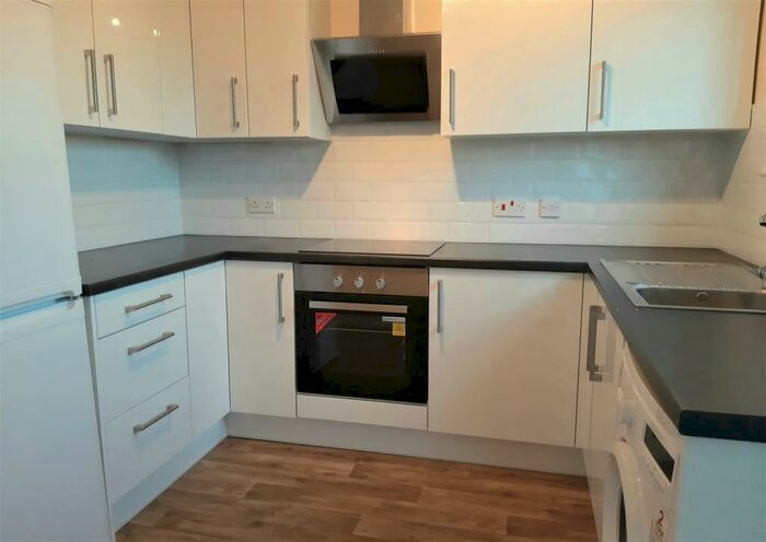 2 Bedroom Apartment To Rent In Pond Hill, Stonesfield, OX29