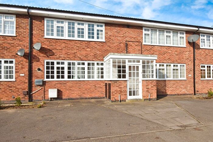 2 Bedroom Flat For Sale In Main Street, Great Glen, Leicester, LE8