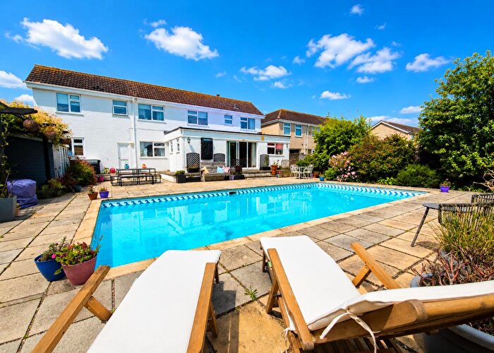 4 Bedroom Detached House For Sale In Rest Bay Close, Porthcawl, CF36