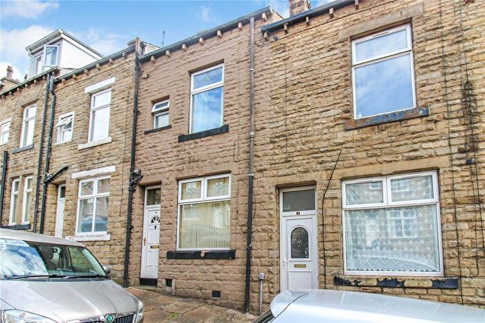 3 Bedroom Terraced House For Sale In Cartmel Road, Keighley, West Yorkshire, BD21