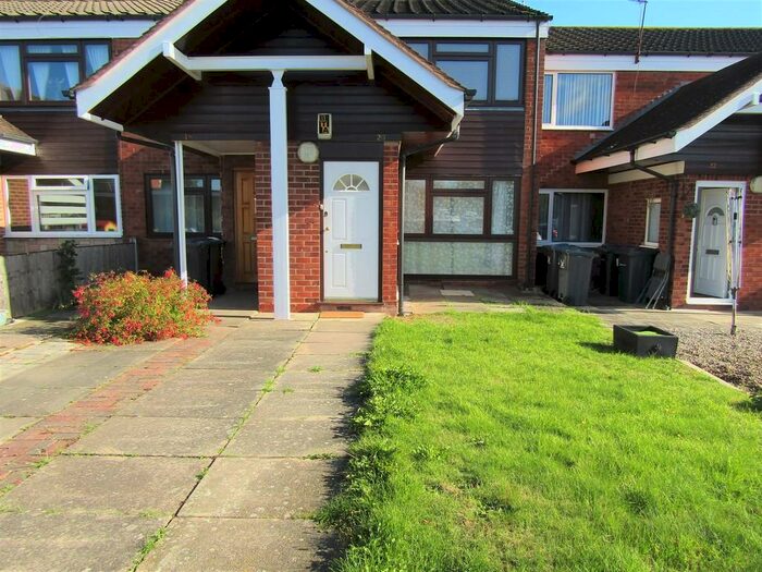 2 Bedroom Ground Maisonette To Rent In Luce Close, Castle Vale, B35