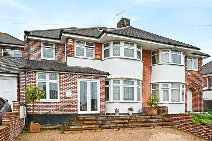 5 Bedroom Semi-Detached House To Rent In Vernon Drive, Stanmore, HA7