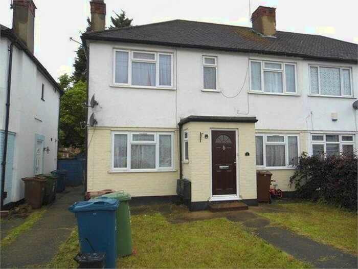 2 Bedroom Maisonette To Rent In Fairfield Drive, Harrow, HA2