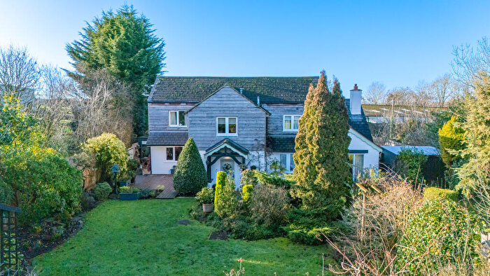 3 Bedroom Detached House For Sale In Honeypots, Bushton, SN4