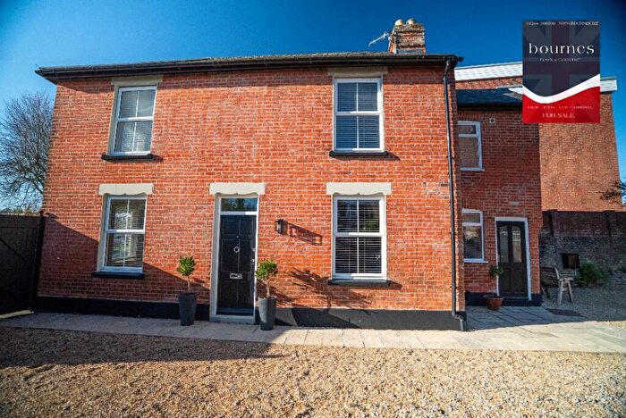 2 Bedroom Detached House For Sale In Blackfriars Way, Salisbury, Wiltshire, SP1