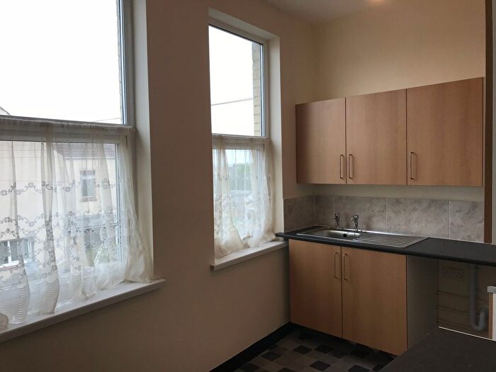 2 Bedroom Flat To Rent In Canterbury Street, Gillingham, ME7